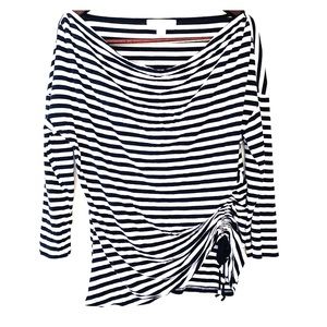 ✨Michael Kors✨ black and white cowl neck top